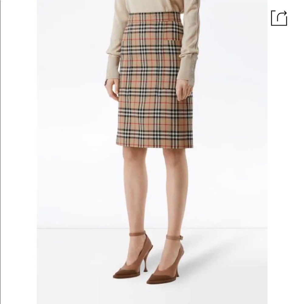 Burberry skirt